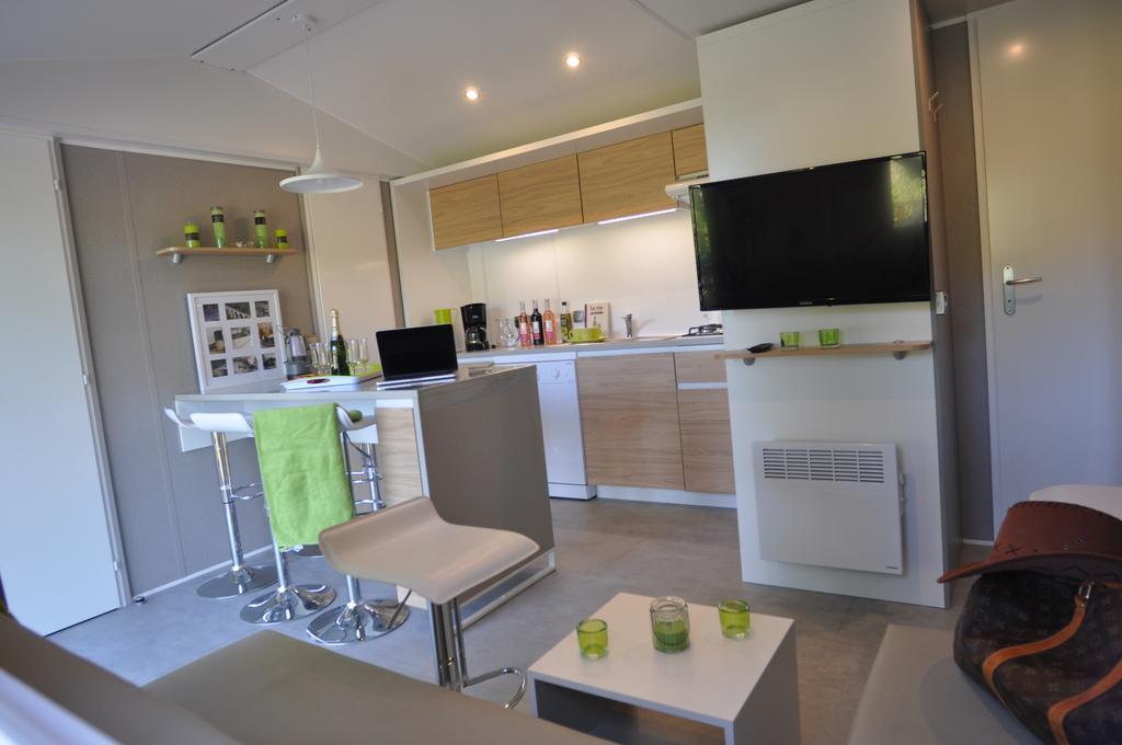Camping Le Mas Des Sedaries Hotel Villefort  Buitenkant foto