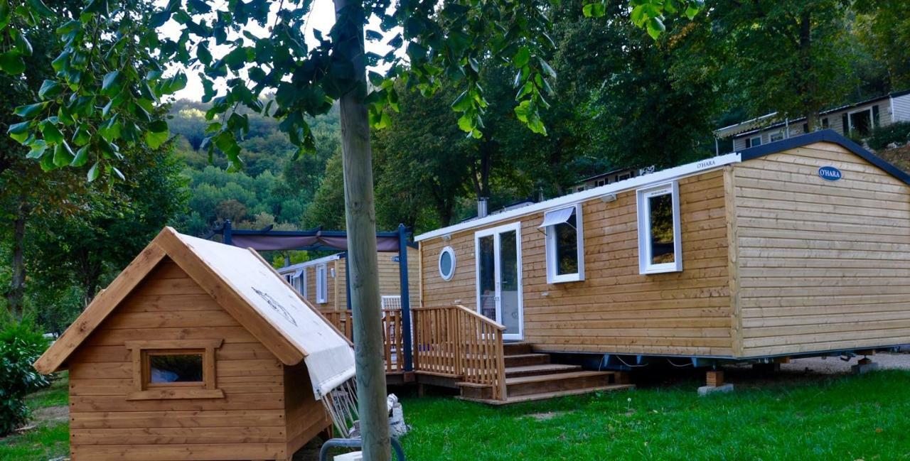 Camping Le Mas Des Sedaries Hotel Villefort  Buitenkant foto